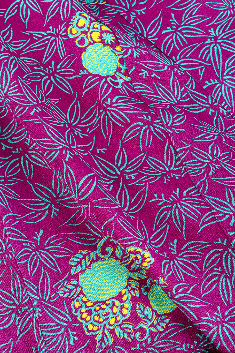 Floral leaf kimono fabric detail @recessla