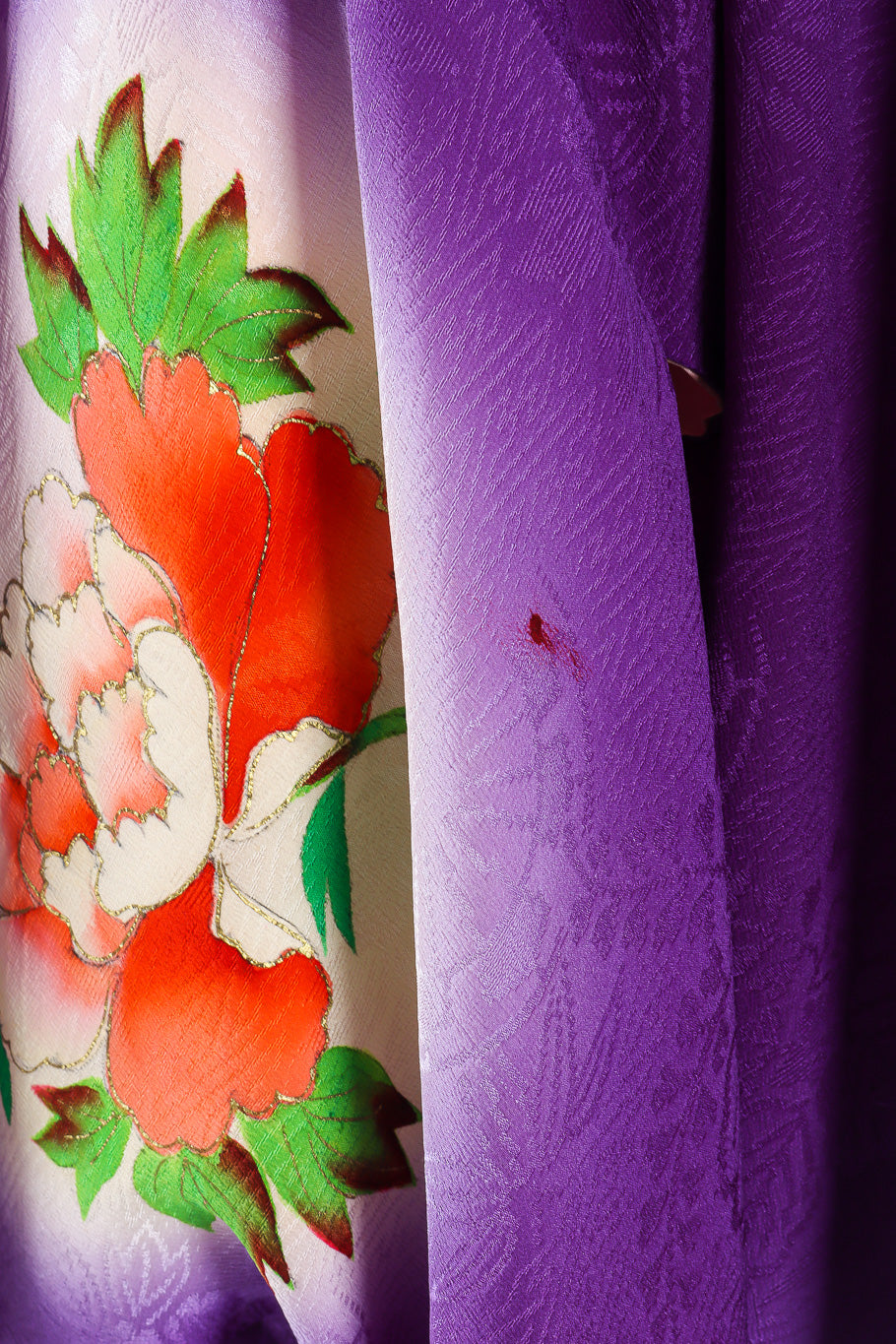 Purple vintage kimono stain mark close @recessla