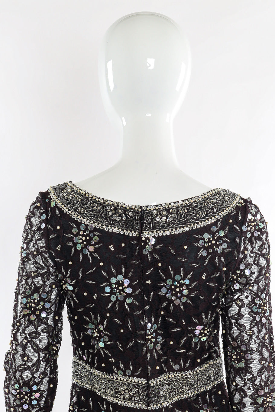 Vintage beaded and sequin lace set shoulder top photo details.@recessla