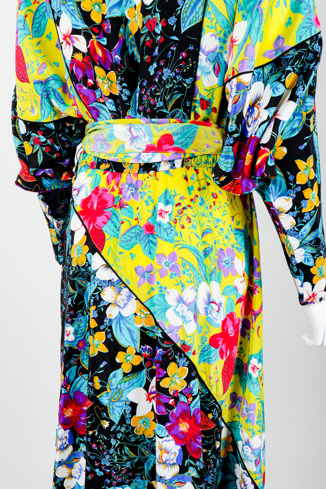 Vintage Rickie Freeman for Teri Jon Floral Batwing Dress on Mannequin back detail Recess