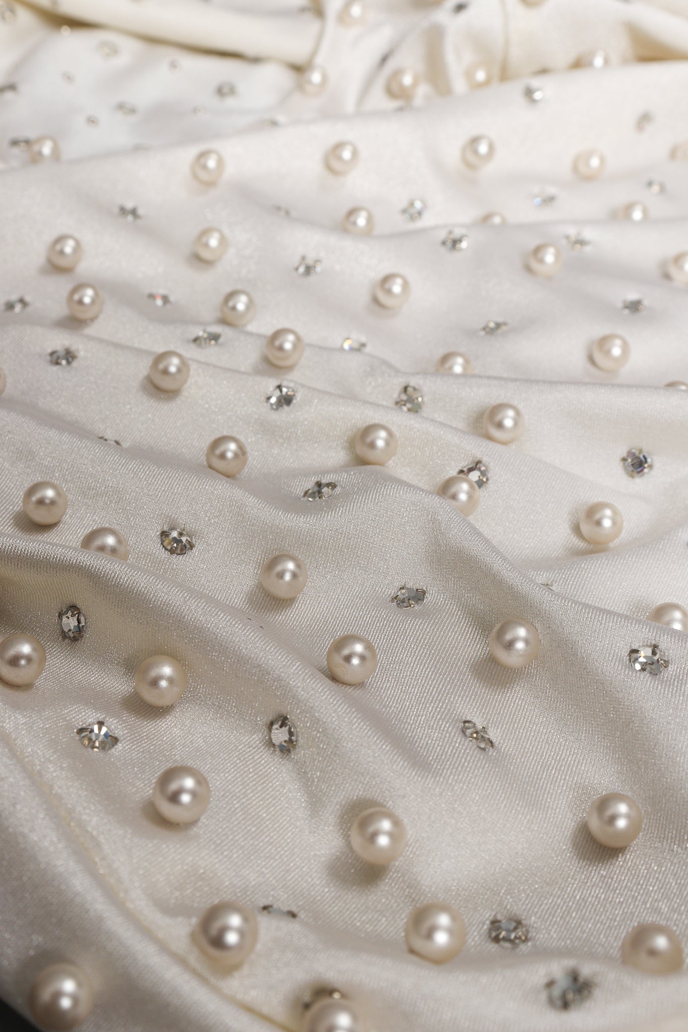 Vintage Robert David Morton Diamonds Pearls Fringe Wedding Bridal Dress fabric detail Recess