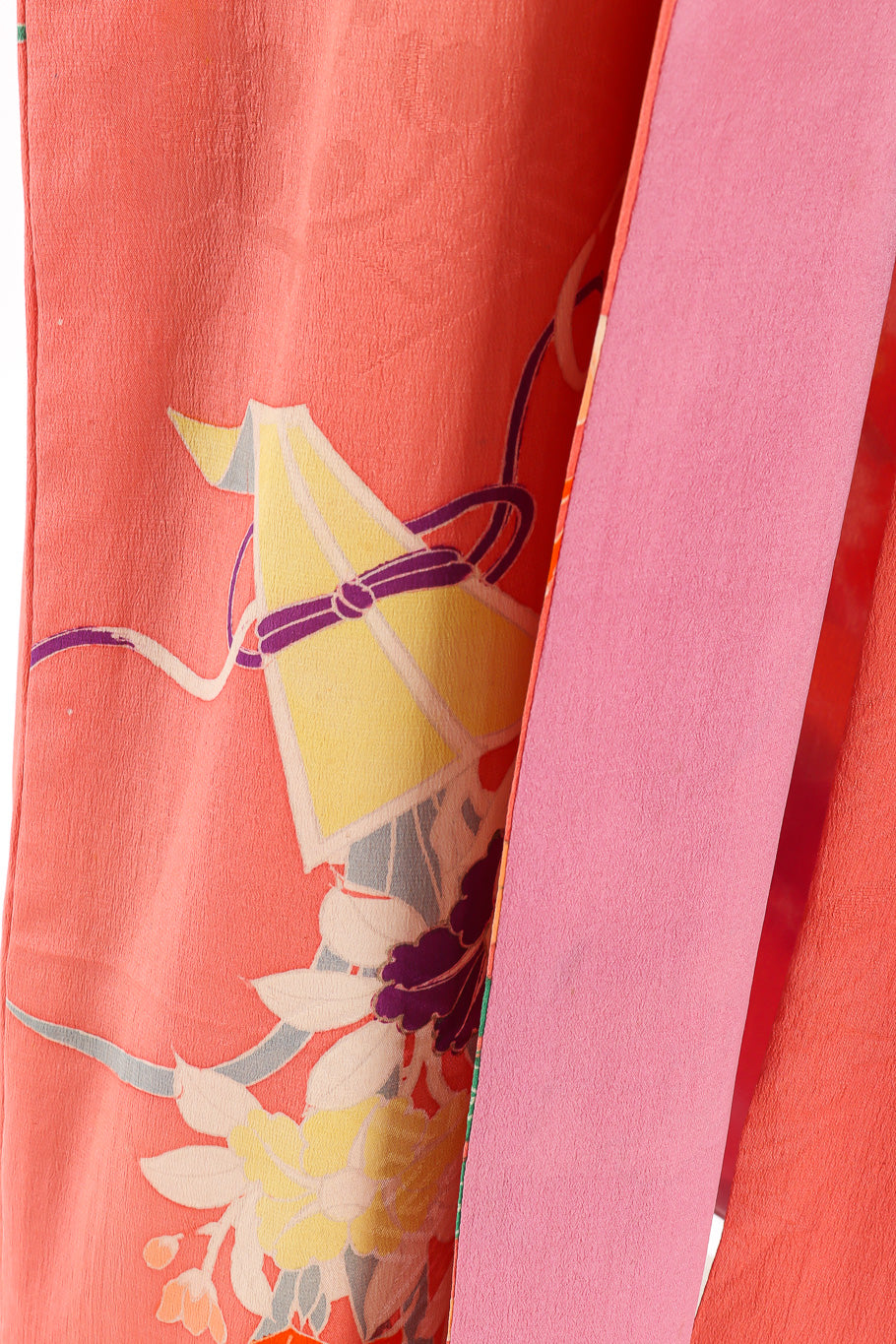 Japanese spring bouquet kimono fabric and lining close @recessla
