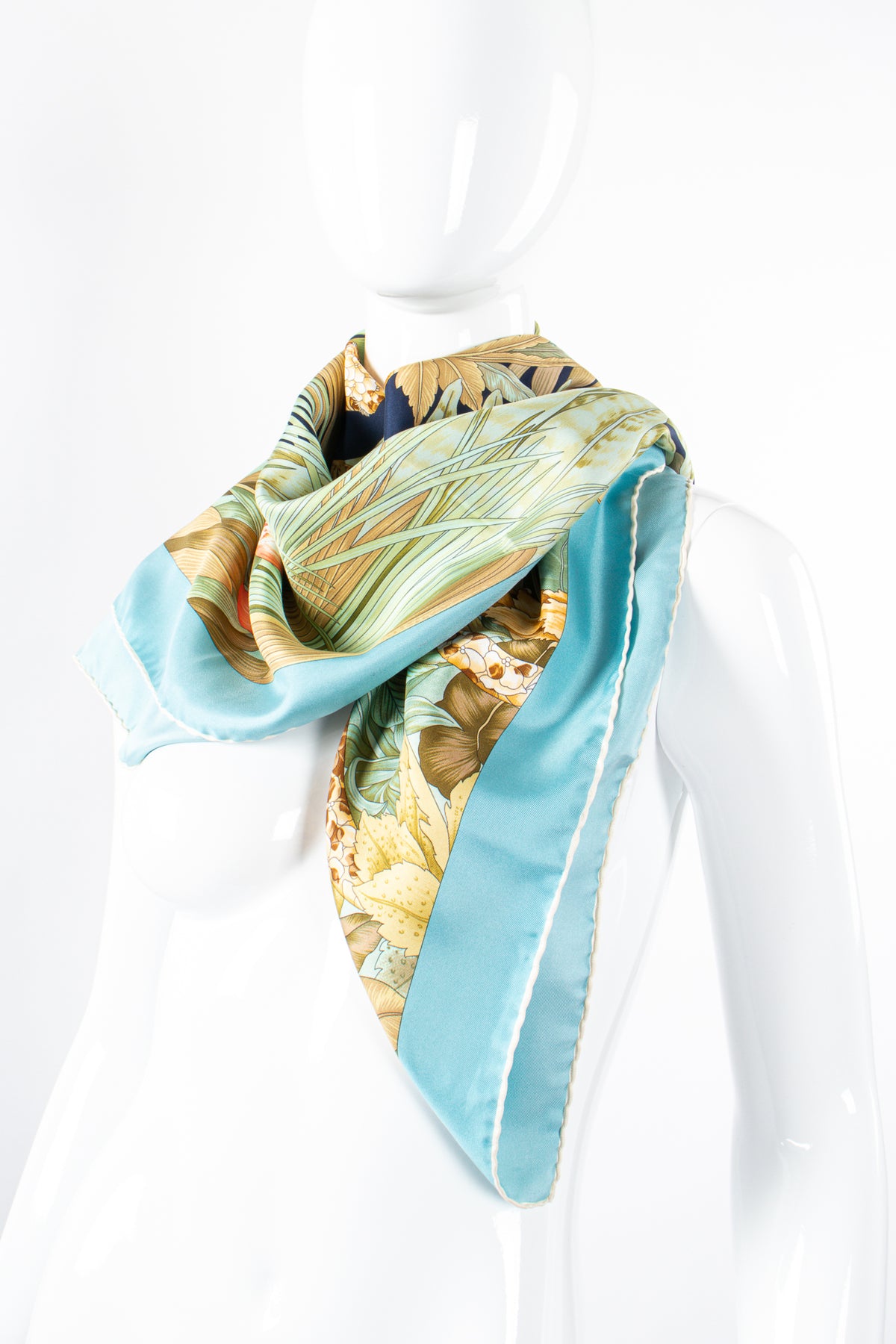 Vintage Salvatore Ferragamo Blossom Giraffe Jungle Scarf – Recess