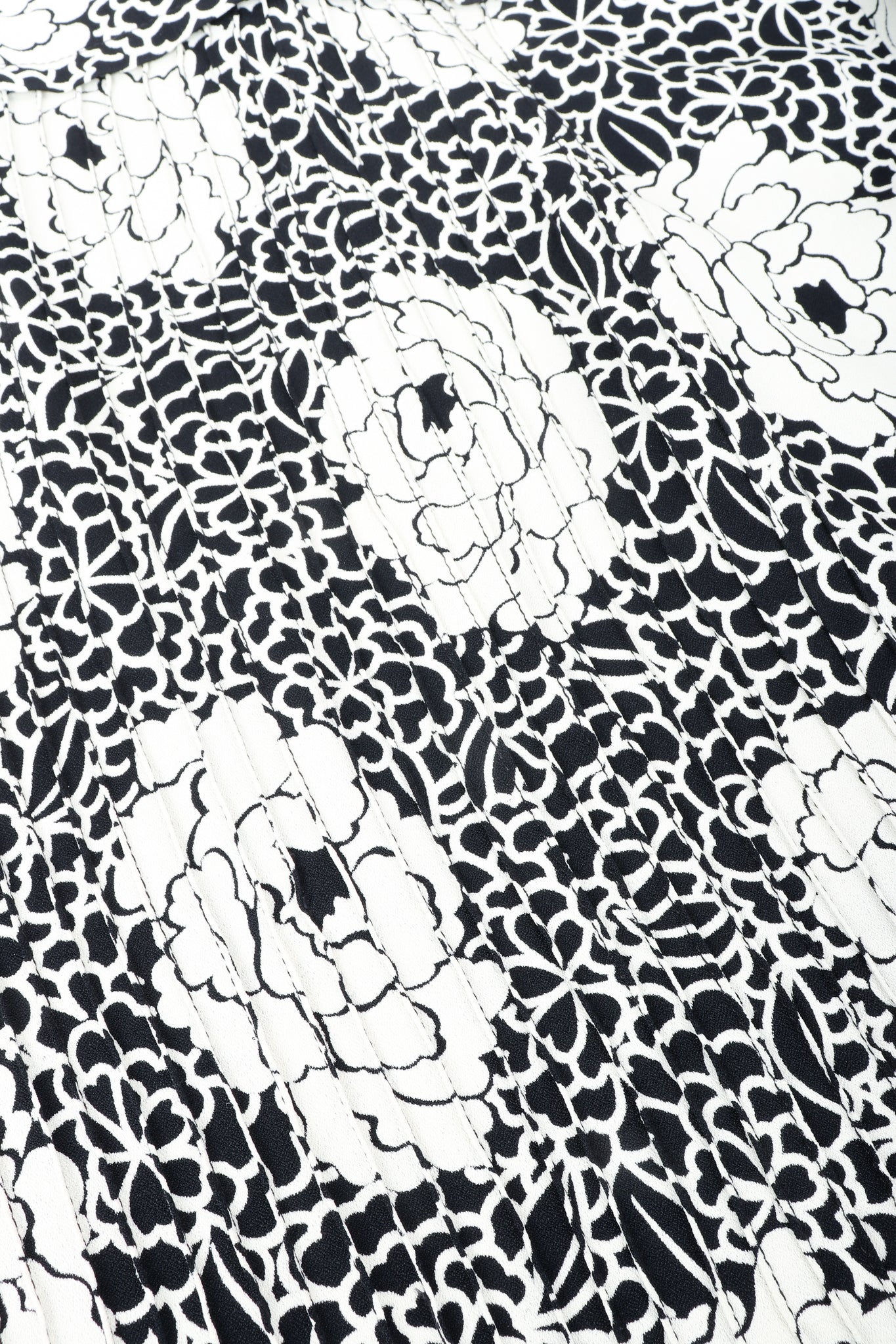 Vintage Sonia Rykiel black white Floral print fabric detail