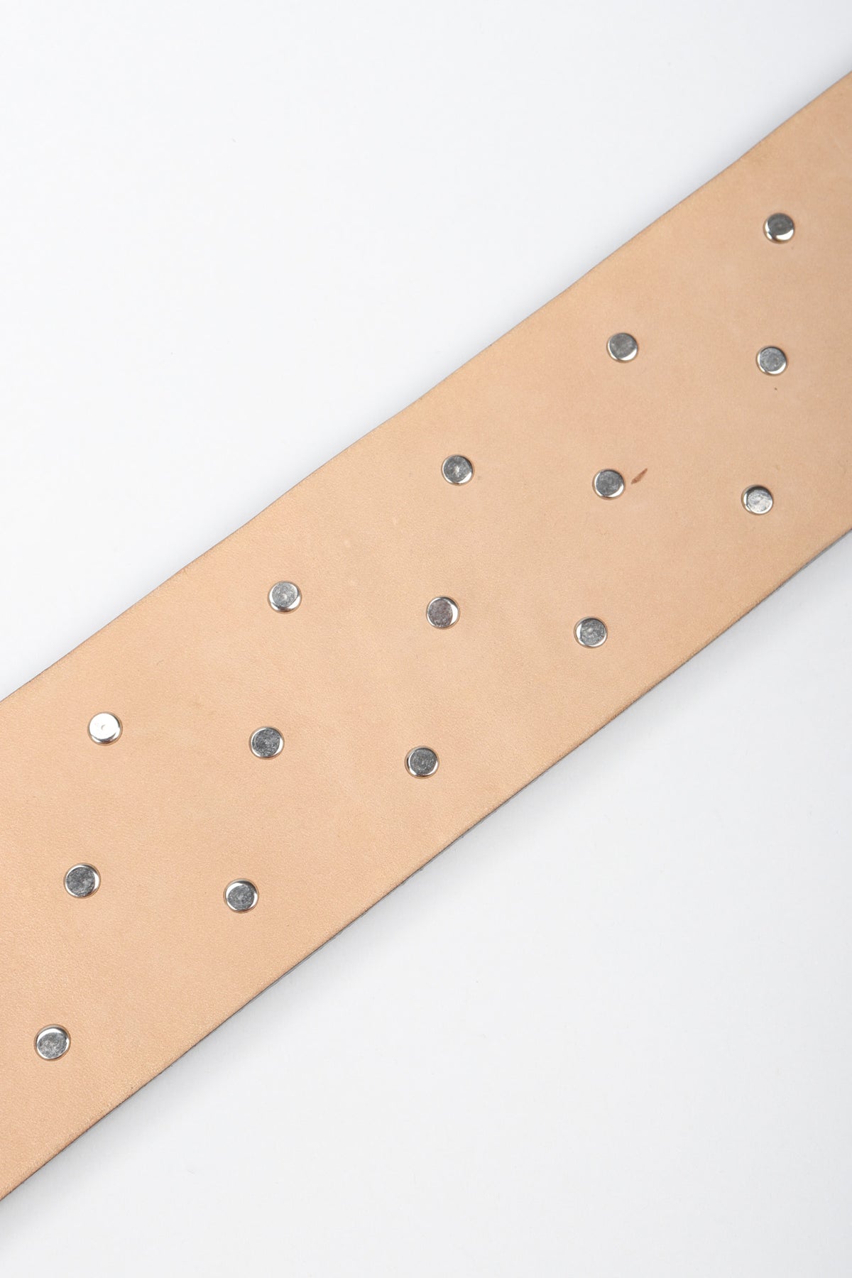 Vintage Streets Ahead Leather Silver Pyramid Stud Belt – Recess