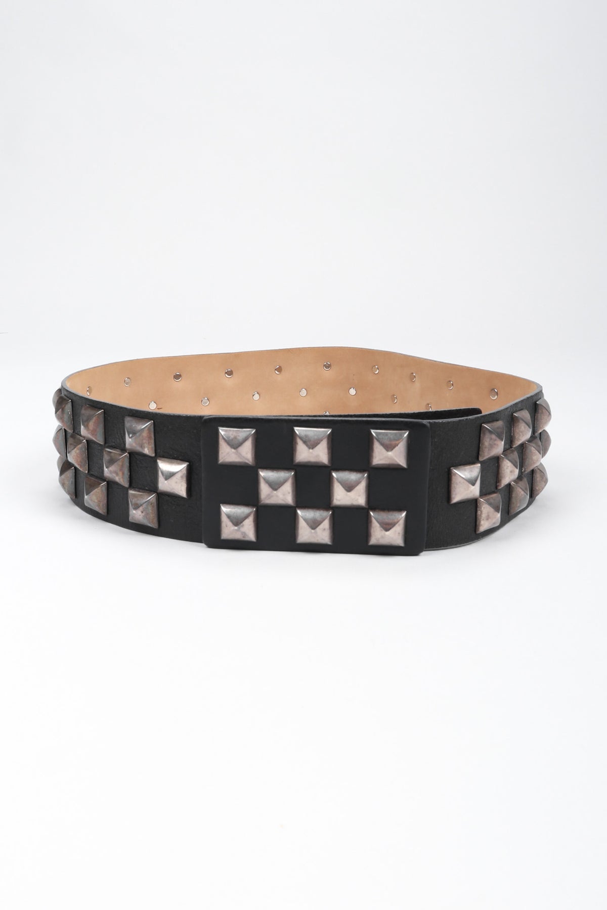 Vintage Streets Ahead Leather Silver Pyramid Stud Belt – Recess display picture 1