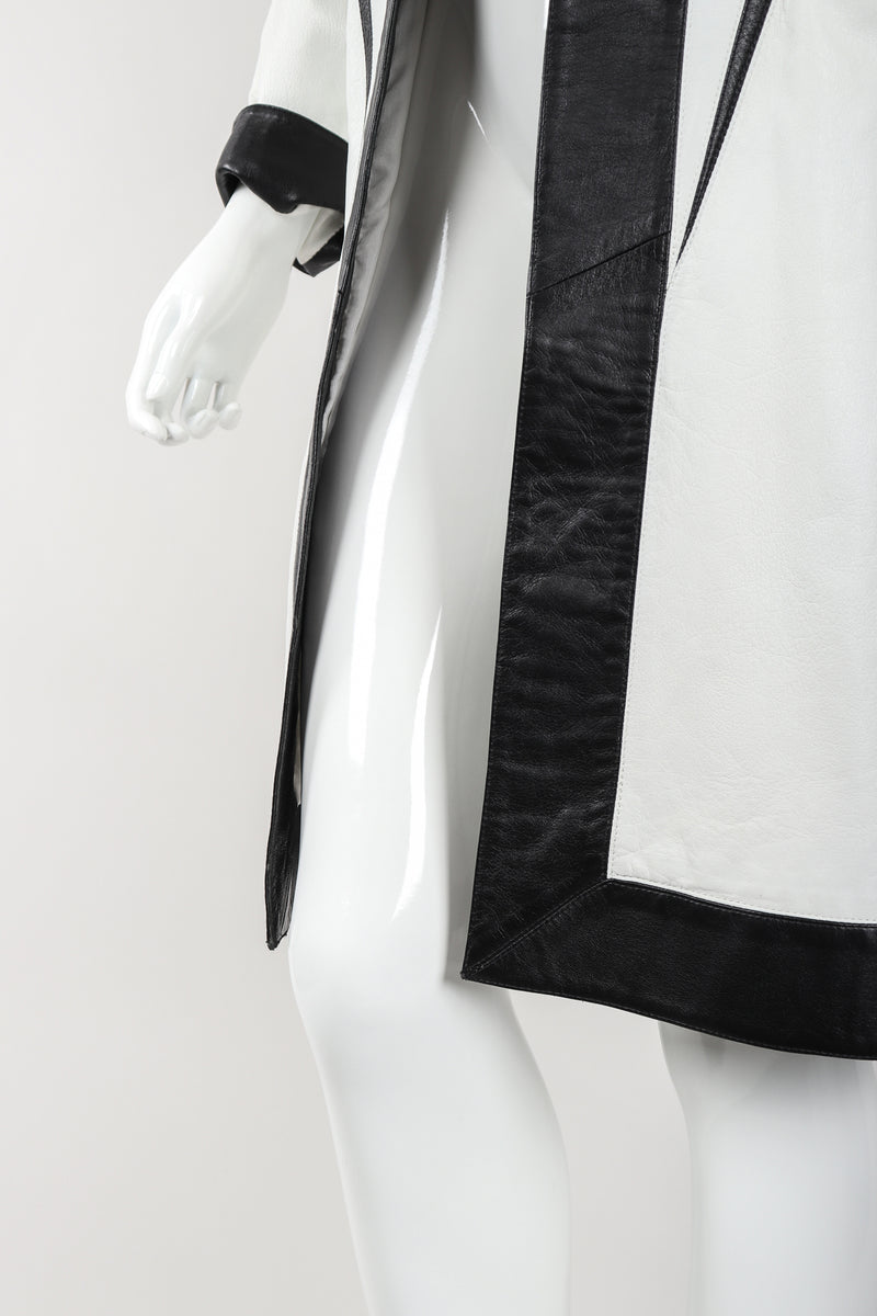 Recess Vintage Suzanne Van Den Heurk Contrast Long Leather Jacket on Mannequin, Hem Detail