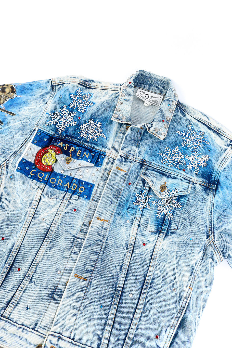 Aspen Colorado jacket by Tony Alamo flat lay close @recessla