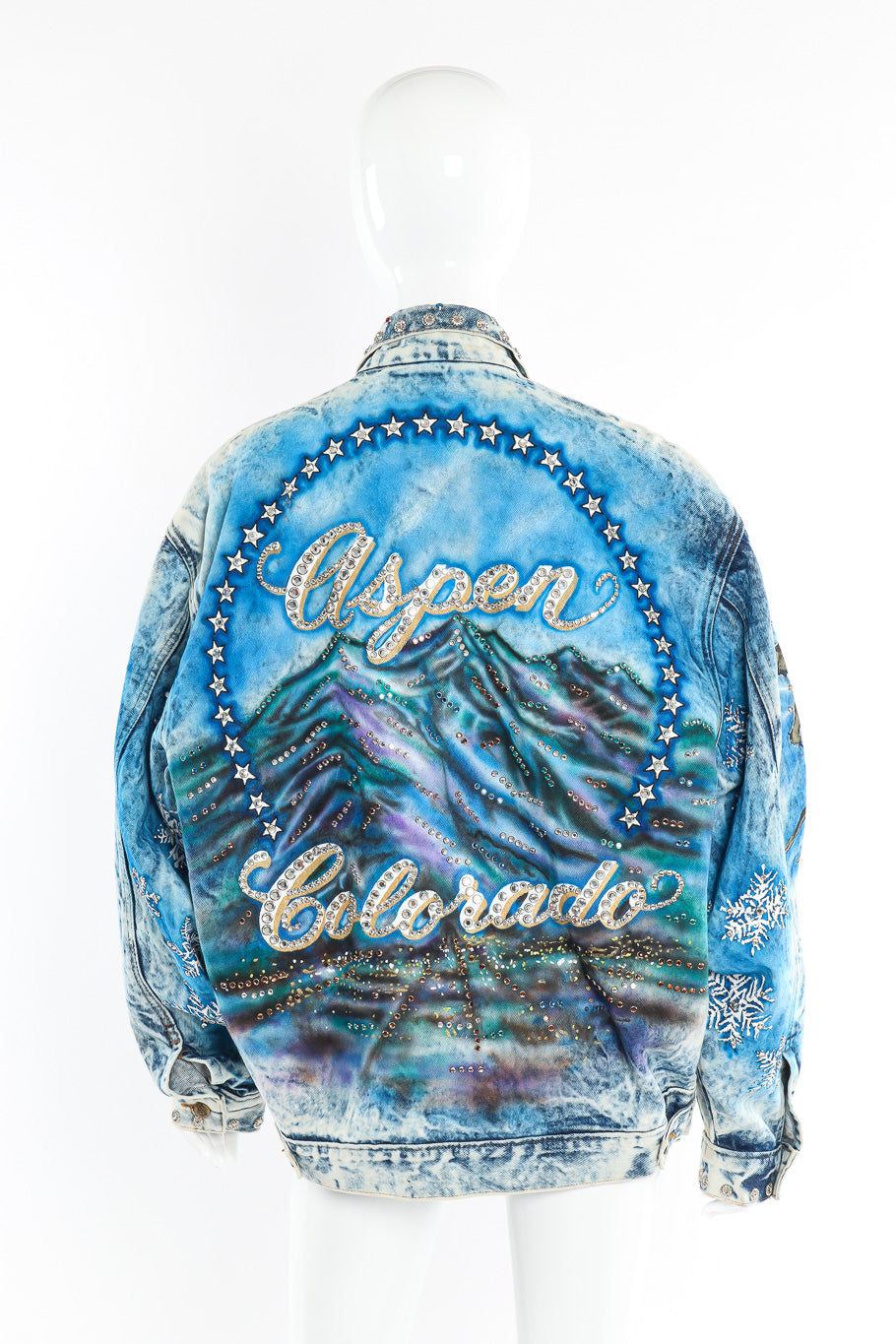 Aspen Colorado jacket by Tony Alamo mannequin back @recessla