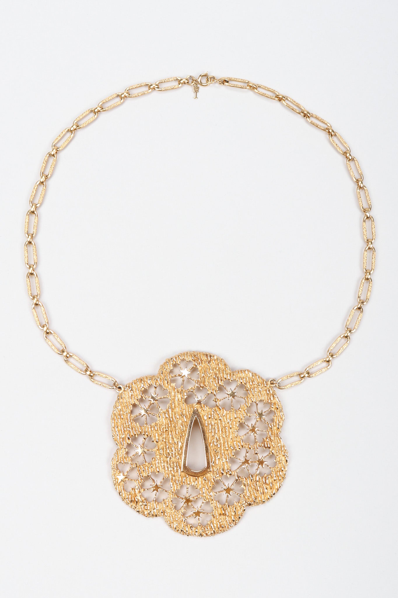 Recess Los Angeles Vintage Trifari Textured Brutalist Blossom Medallion Plate Necklace