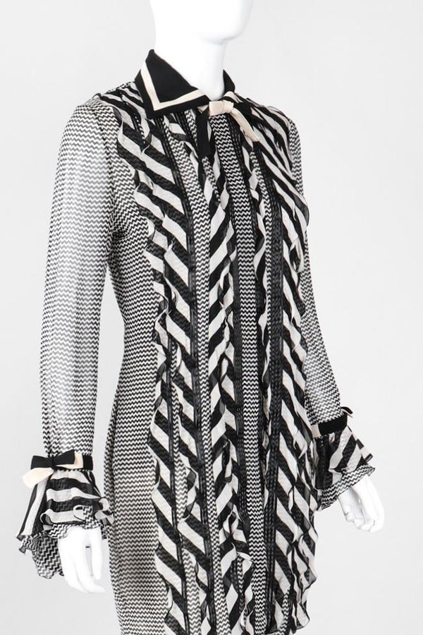 chiffon chevron dress IZ Byer Chevron Dress Black White Chiffon Fit Flare Mini Boho Chic XS S