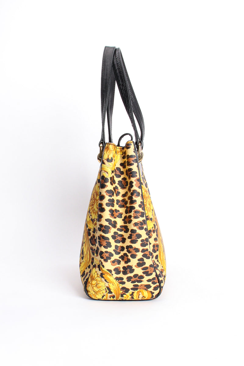 Leopard Print Canvas Tote Bag. - Zipper closure - One inside open