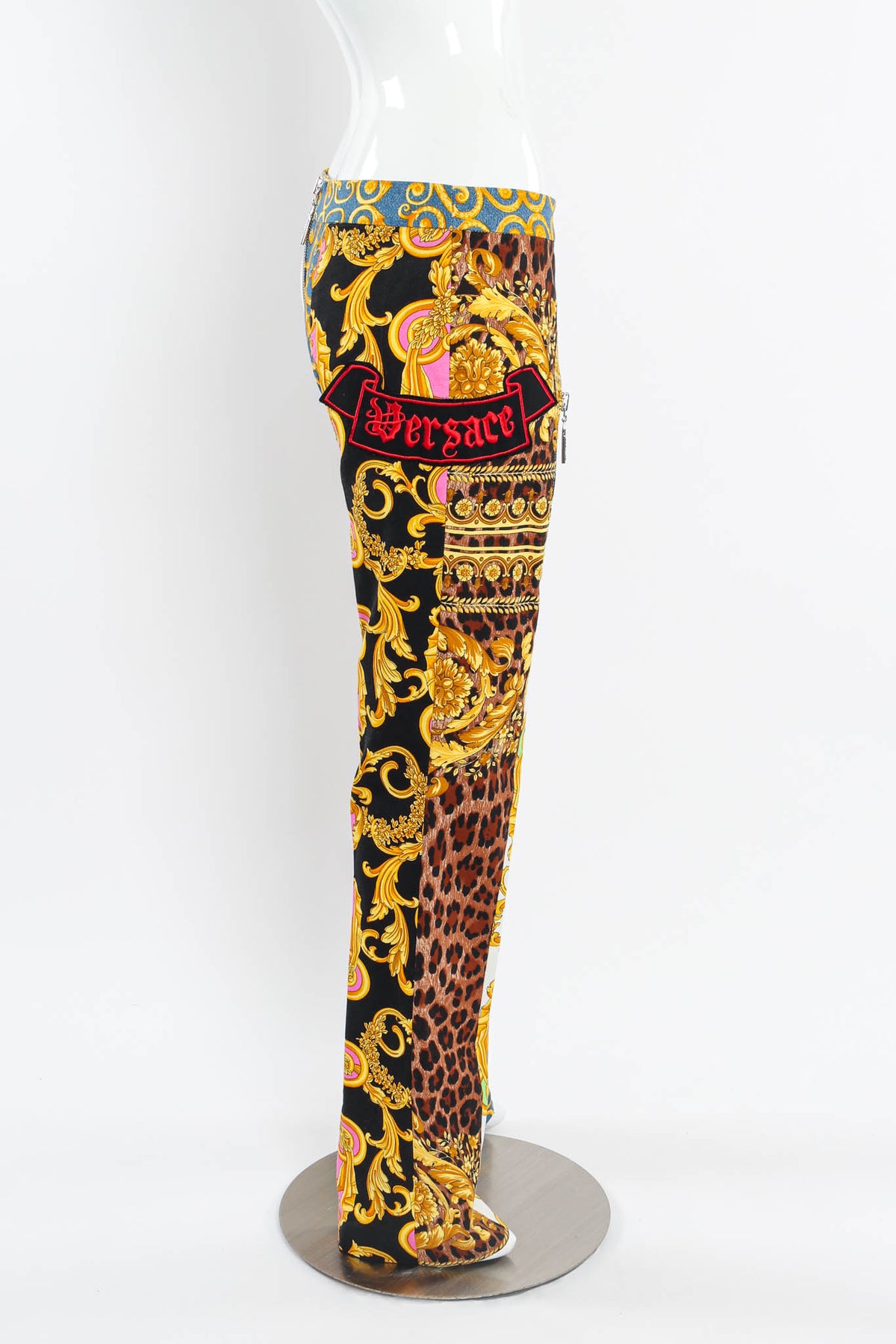 VERSACE ハロックフラットフォムサンタル 78VA3SM1ZS366 G89 Versace Unisex Santal Boise EDP Spray 3.4 oz (Tester