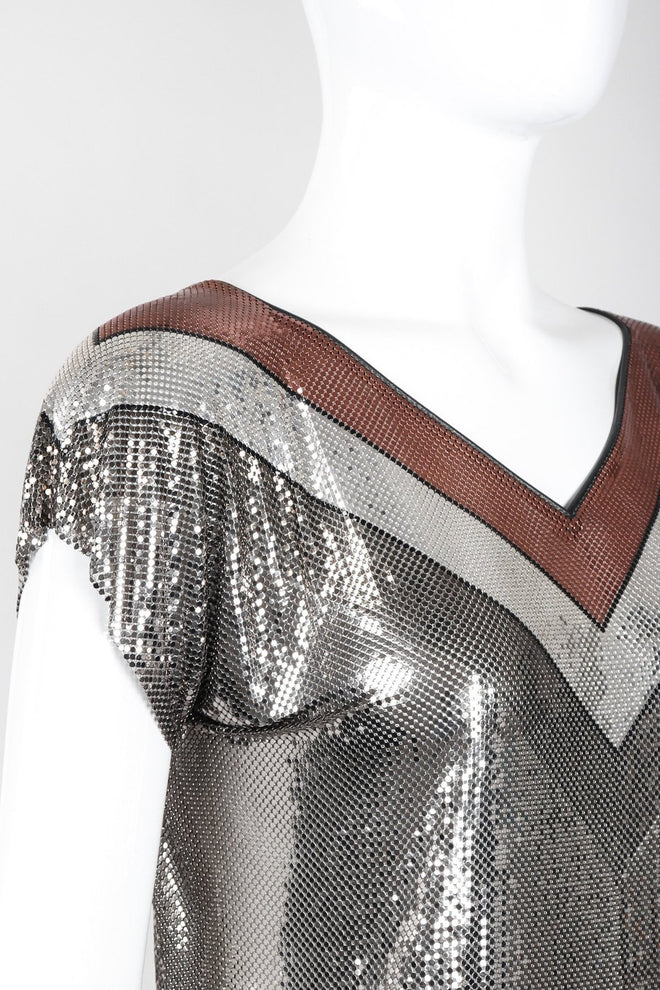 Recess Los Angeles Vintage Whiting & Davis Mixed Metal Liquid Mesh V-Neckl Tee Top