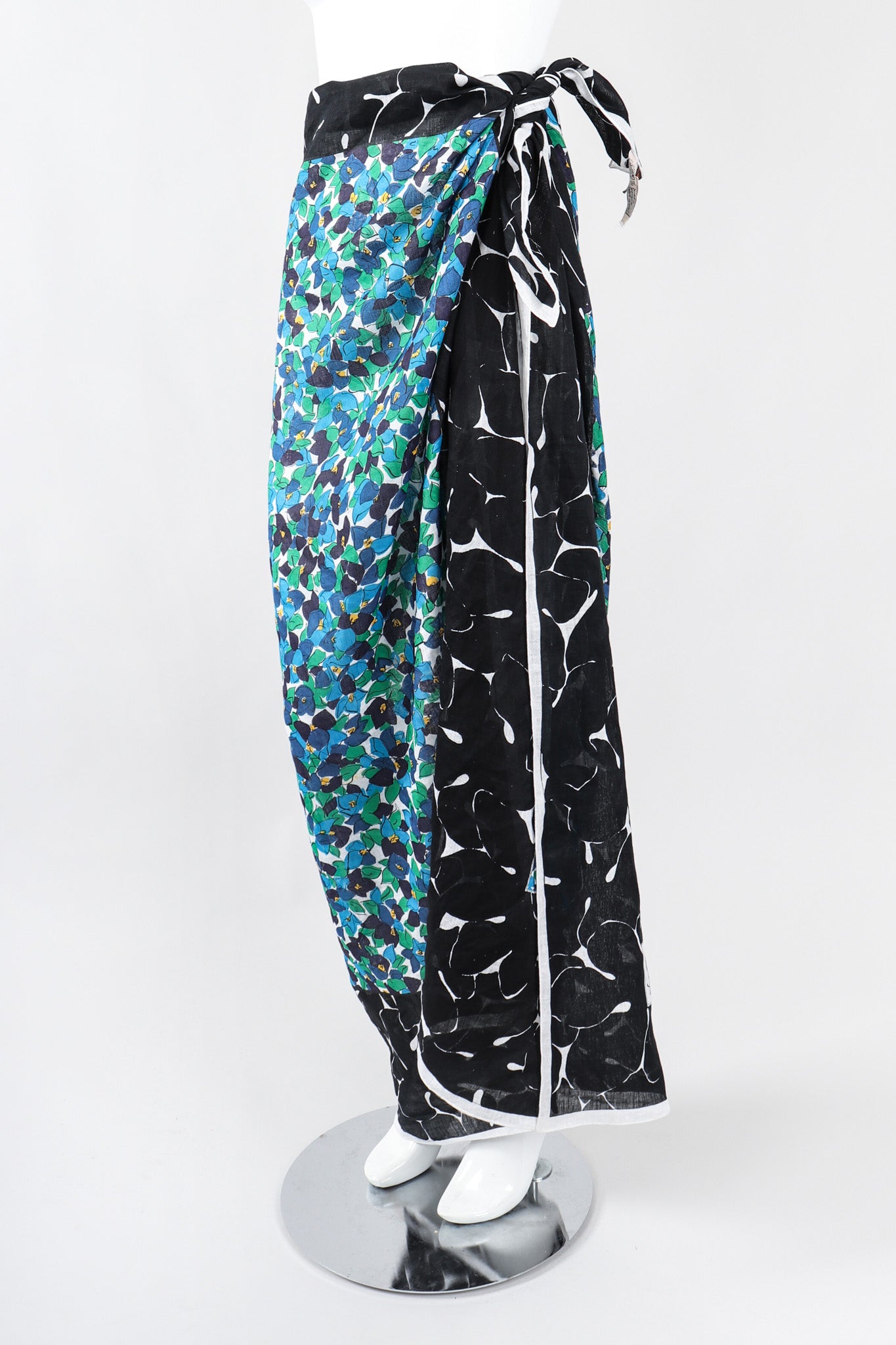 Recess Los Angeles Vintage Yves Saint Laurent YSL Oversized Floral Linen Sarong Scarf