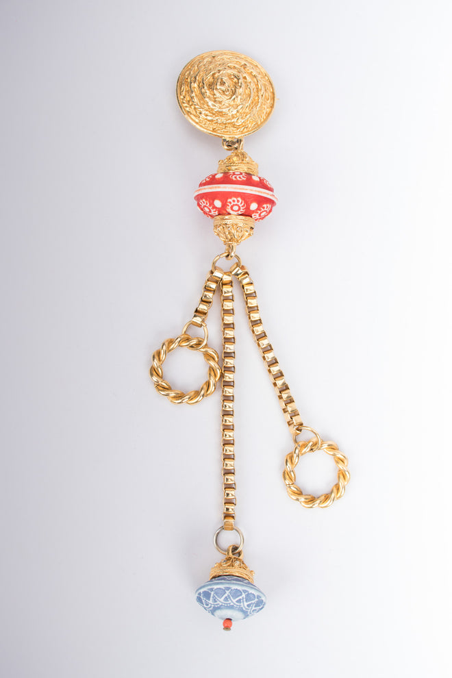 Magic Saucer Genie Vintage Charm Brooch
