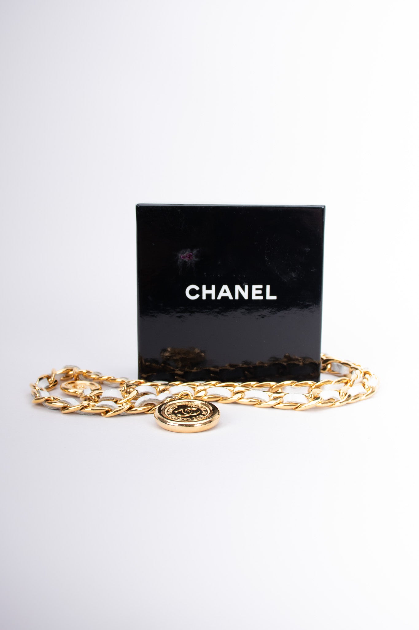 Chanel White Woven Leather Chain Belt Cardi B Linda Evangelista