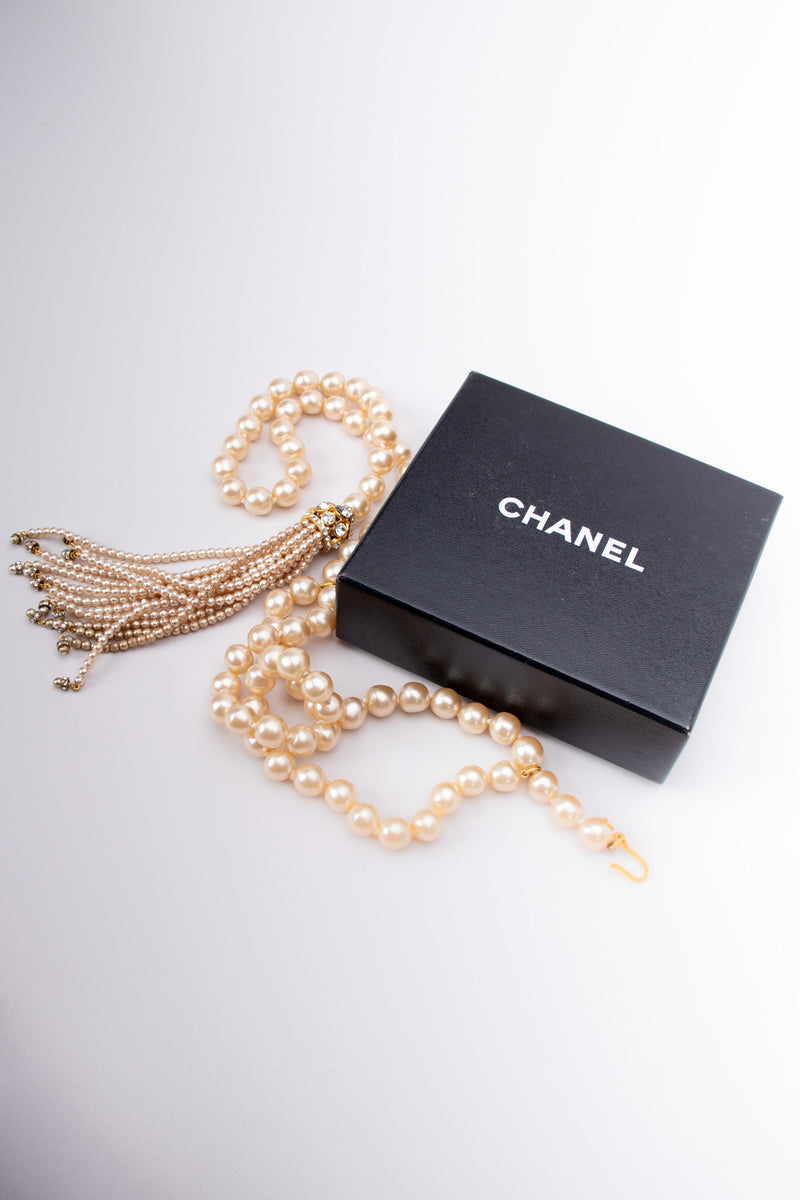 Chanel Signature Pearl Tassel Belt Necklace – Recess