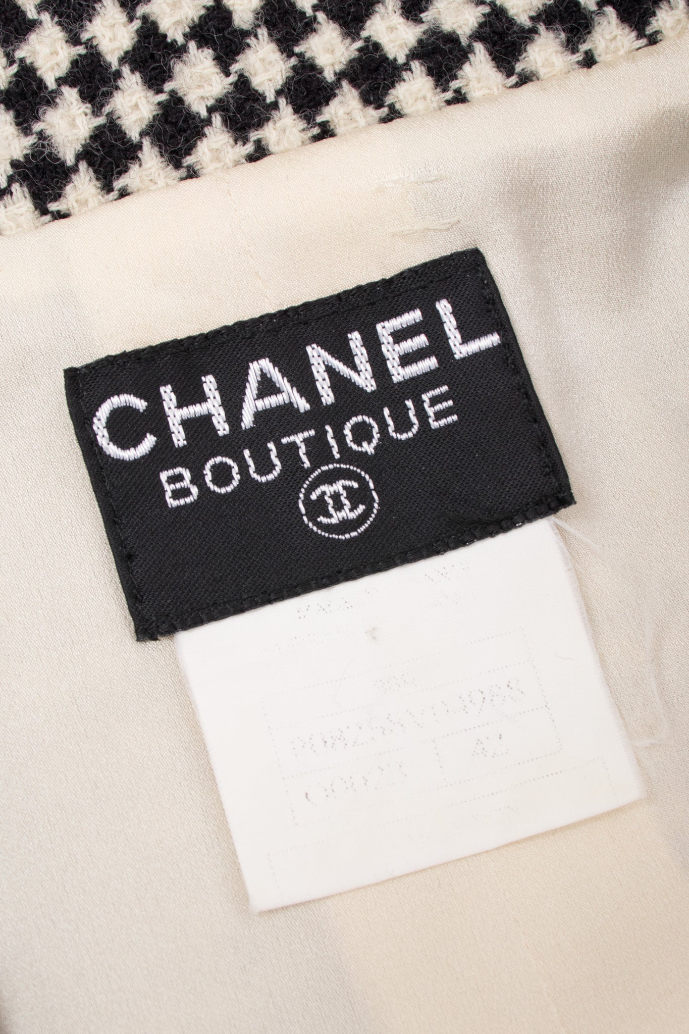 Chanel Wool Houndstooth Hook Front Jacket Blazer