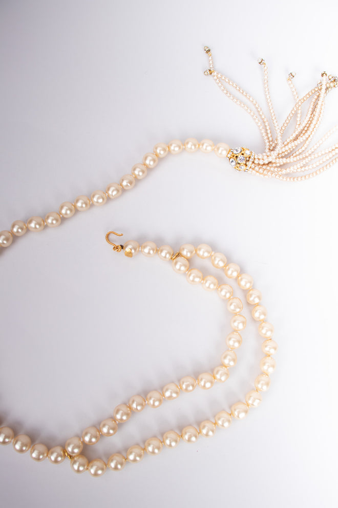 Chanel Signature Pearl Tassel Belt Necklace