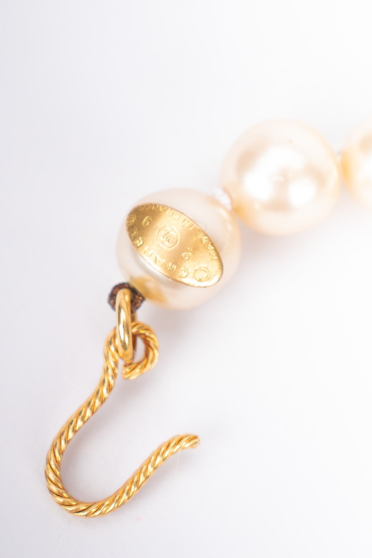Chanel Signature Pearl Tassel Belt Necklace – Recess