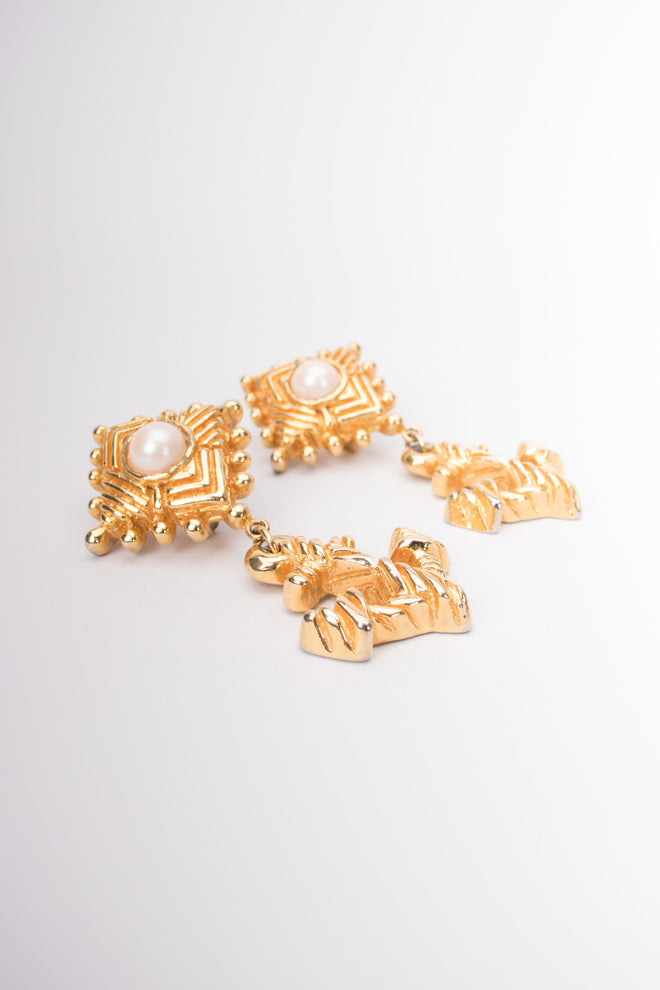 Escada 80s Anchor Drop Faux Pearl Statement Clip Earrings