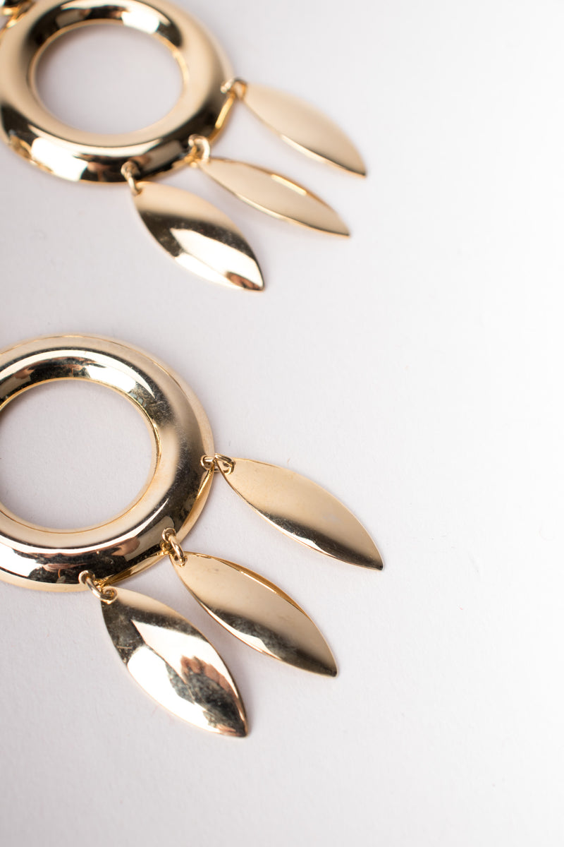 Recess Los Angeles Vintage Gold Graduated Circle Leaf Drop Earrings