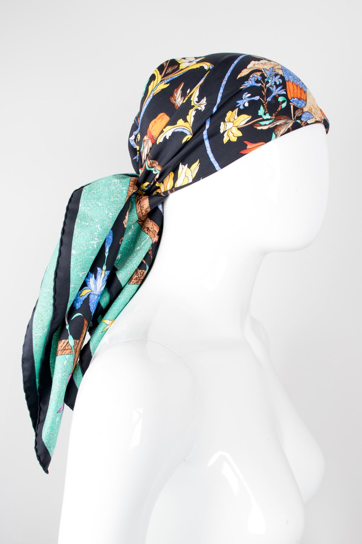 Hermès Pierres D'Orient Et D'occident Floral Scarf – Recess