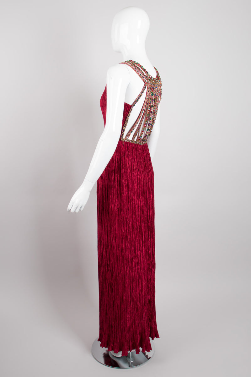 cersei red dress Cersei's costumes in the earlier seasons are unmatched