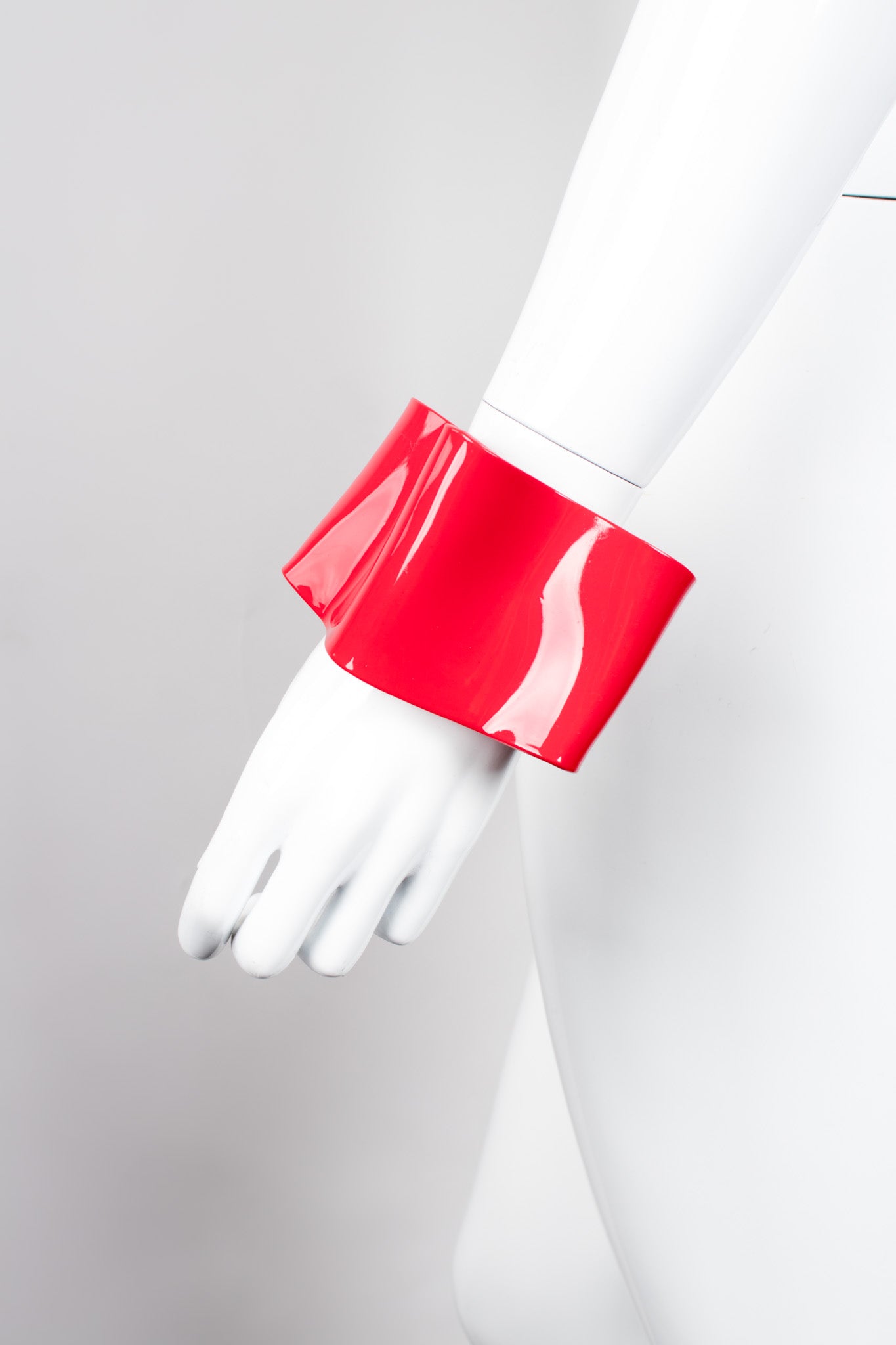 Bill Schiffer Freeform Plastic Art Cuff Bracelet