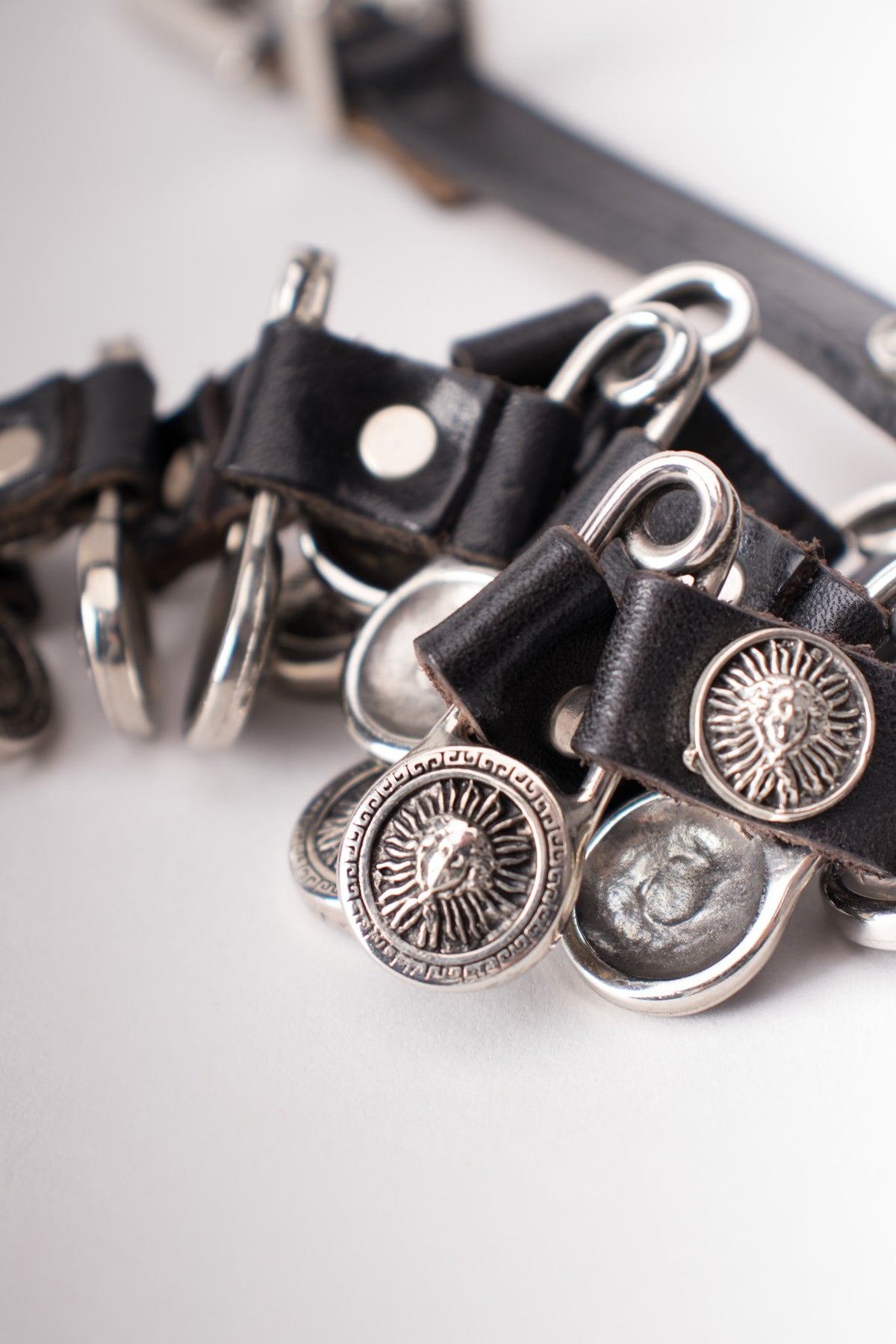 VINTAGE 1980’s Safety-Pin-Style Leather Belt 1990s Gianni Versace Black Leather Safety Pin Belt at  main image 2