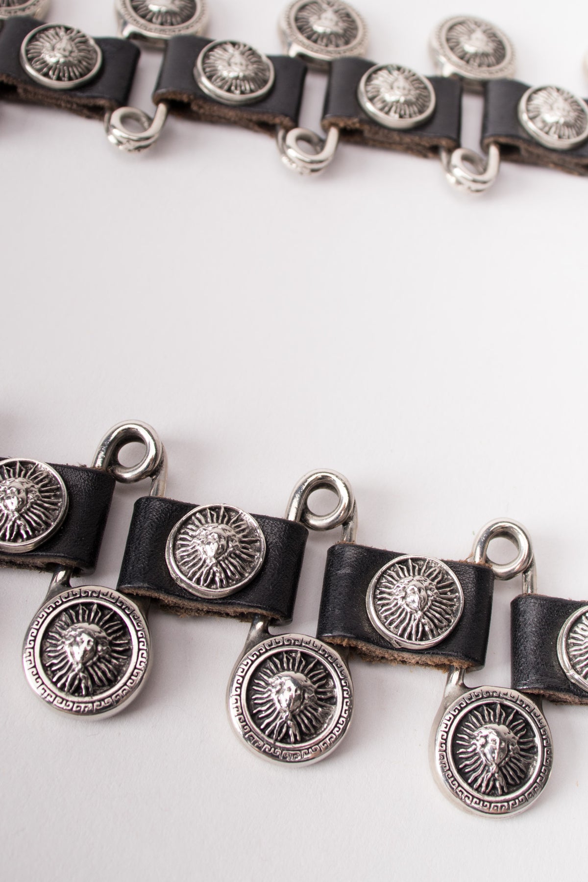 Streets Ahead Vintage Skinny Safety Pin Belt – Recess display picture 3
